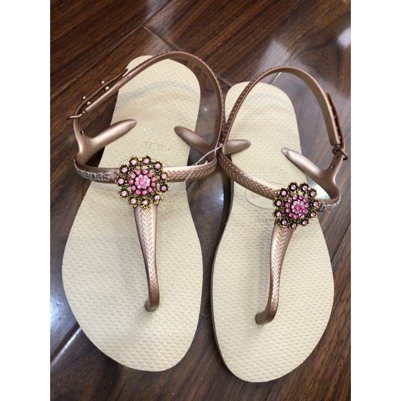 Sandanl havaianas twish gold nhạt phối charm