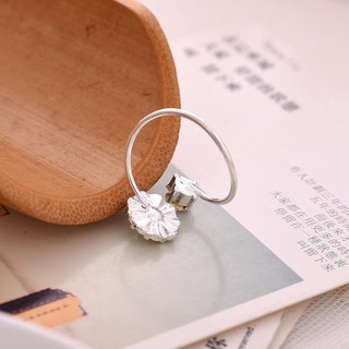 Nhẫn hoa cúc