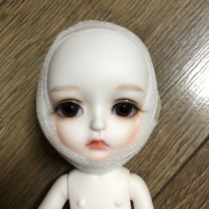 Búp bê bjd lati Lea da trắng tuyết snow white skin rc face up sẵn như ảnh