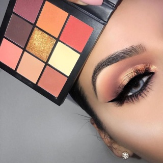 BẢNG PHẤN MẮT HUDA BEAUTY WARM BROWN OBSSESSIONS.
