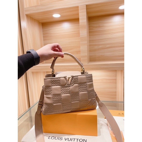 Túi xách Lóuisvuitton capucines sz 27 da bò hàng order