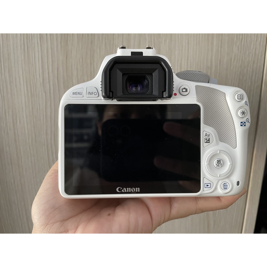 Canon EOS Kiss X7 kit 18-55mm F/3.5-5.6 IS STM ( 100D Trắng )