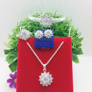 Bộ trang sức nữ sen đá trắng