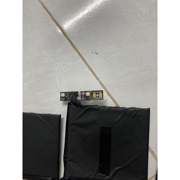 cục pin zin tháo máy mắc búc như hình lấy linh kiện mã 1713