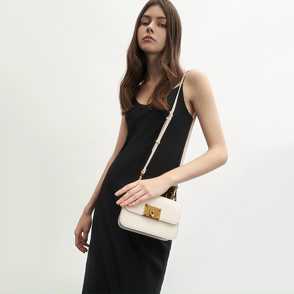 Túi xách Mini CHARLES & KEITH BAG