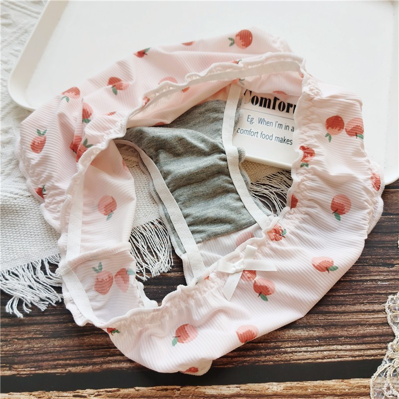 Quần lót cotton dễ thương họa tiết thêu Milk D2-13