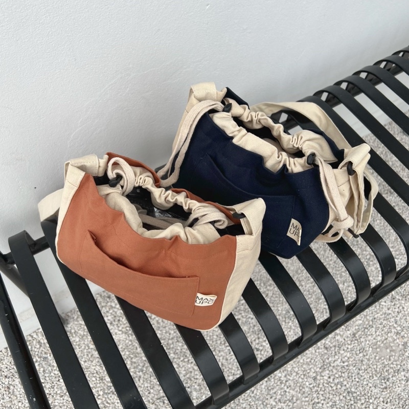 Túi Đeo Chéo “Mini Mandu Bag” Miệng Túi Dây Rút Vải Canvas