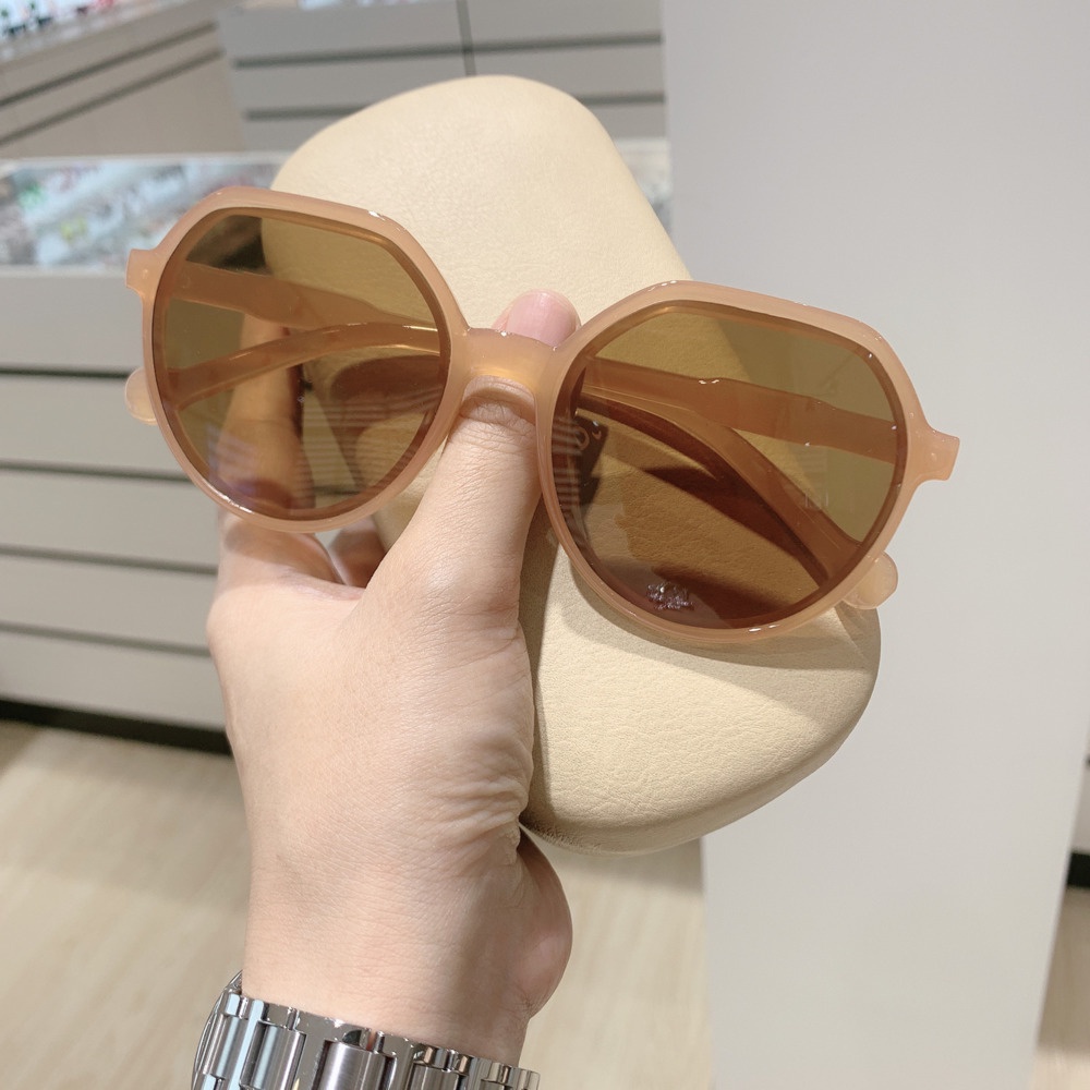 Kính mát gọng nhỏ phong cách retro thời trang cho nữ