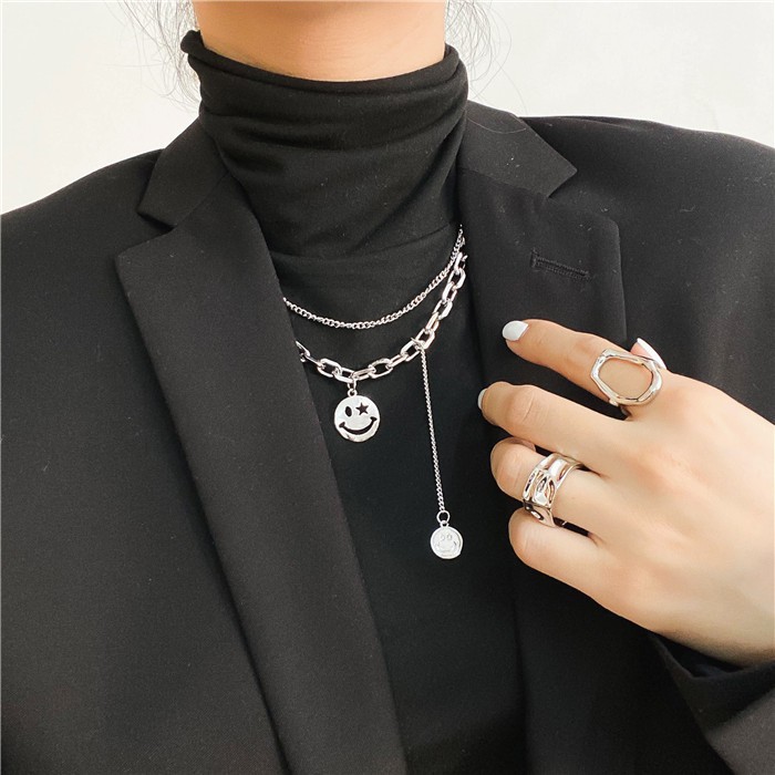 Vòng cổ họa tiết icon mặt cười kèm tua rua siêu hot VC65 | BigBuy360 - bigbuy360.vn