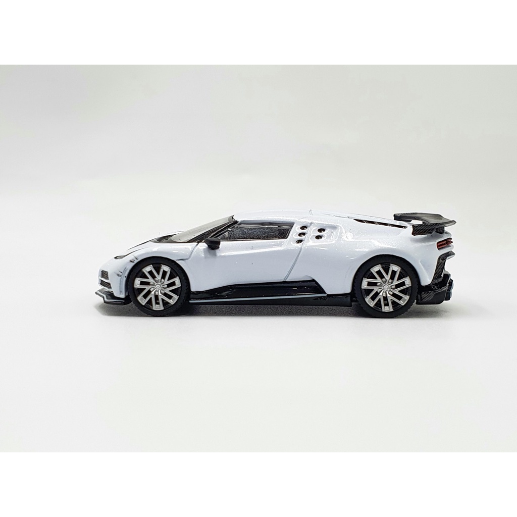 Xe Mô Hình Bugatti Centodieci White LHD 1:64 MiniGT