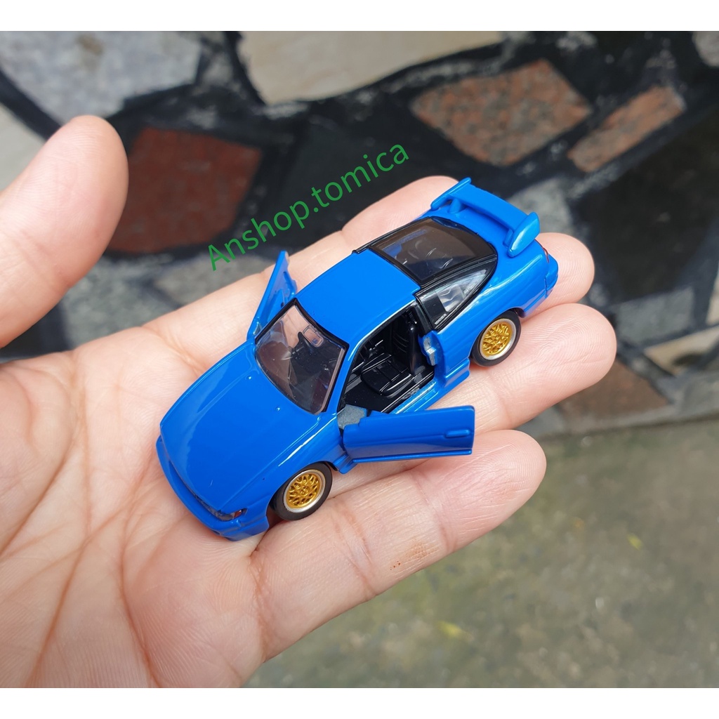 Xe mô hình tomica Nhật bản  -  Sileighty màu xanh mở được cửa