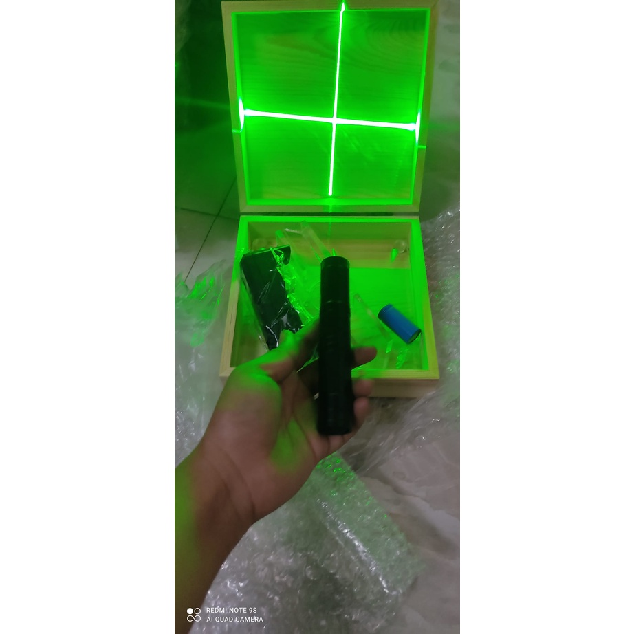 Đèn laze đế xoay định vị chấm chéo xanh Chân đế la kinh nhôm dùng cho la bàn phong thủy (hàng mới về)