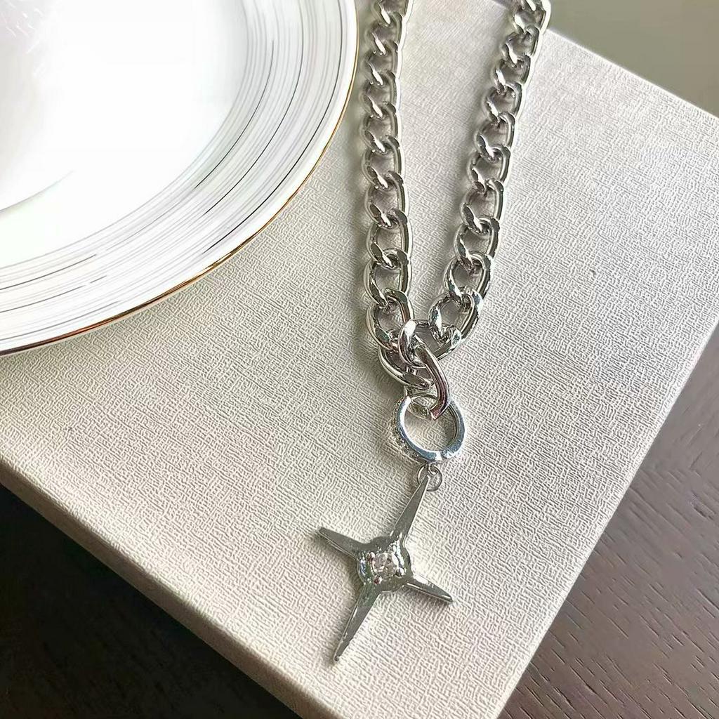 Dây Chuyền Mặt Hình Thánh Giá Chất Liệu Kim Loại 22865 Cho Nữ