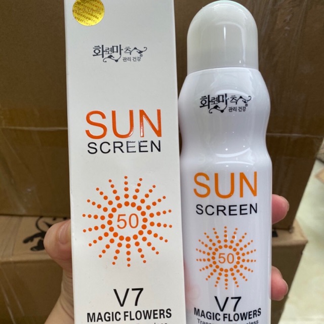 Xịt chống nắng Hàn Quốc Sun Screen V7
