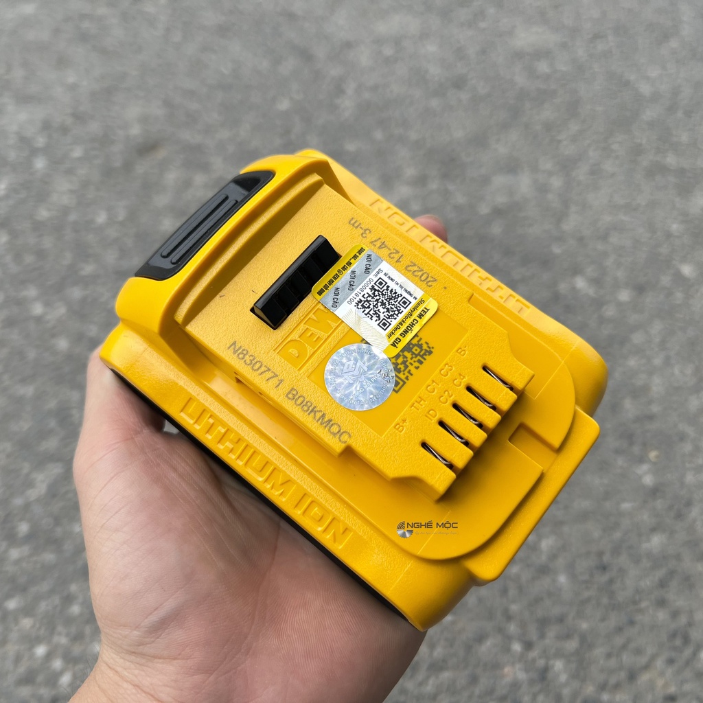 Pin Dewalt Li-ion 18V -20v  2Ah