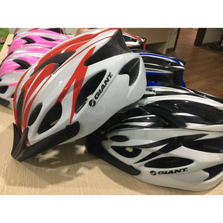 Mũ bảo hiểm Giant