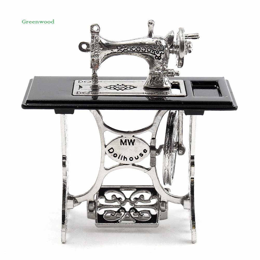 Máy may mini trang trí nhà búp bê tỉ lệ 1 / 12