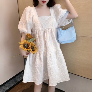 Đầm babydoll cổ vuông tay phồng xinh xắn