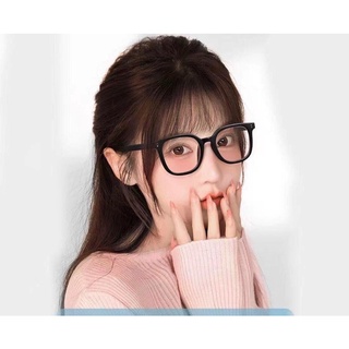 Kính mắt hồng gọng hai chấm