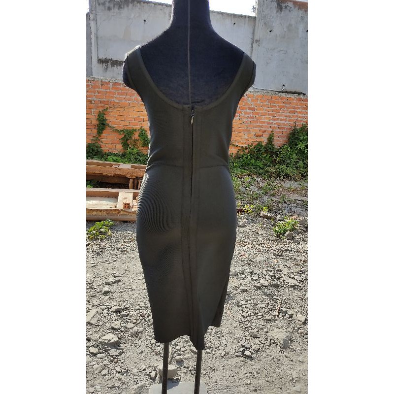 Đầm chất băng cuốn size M