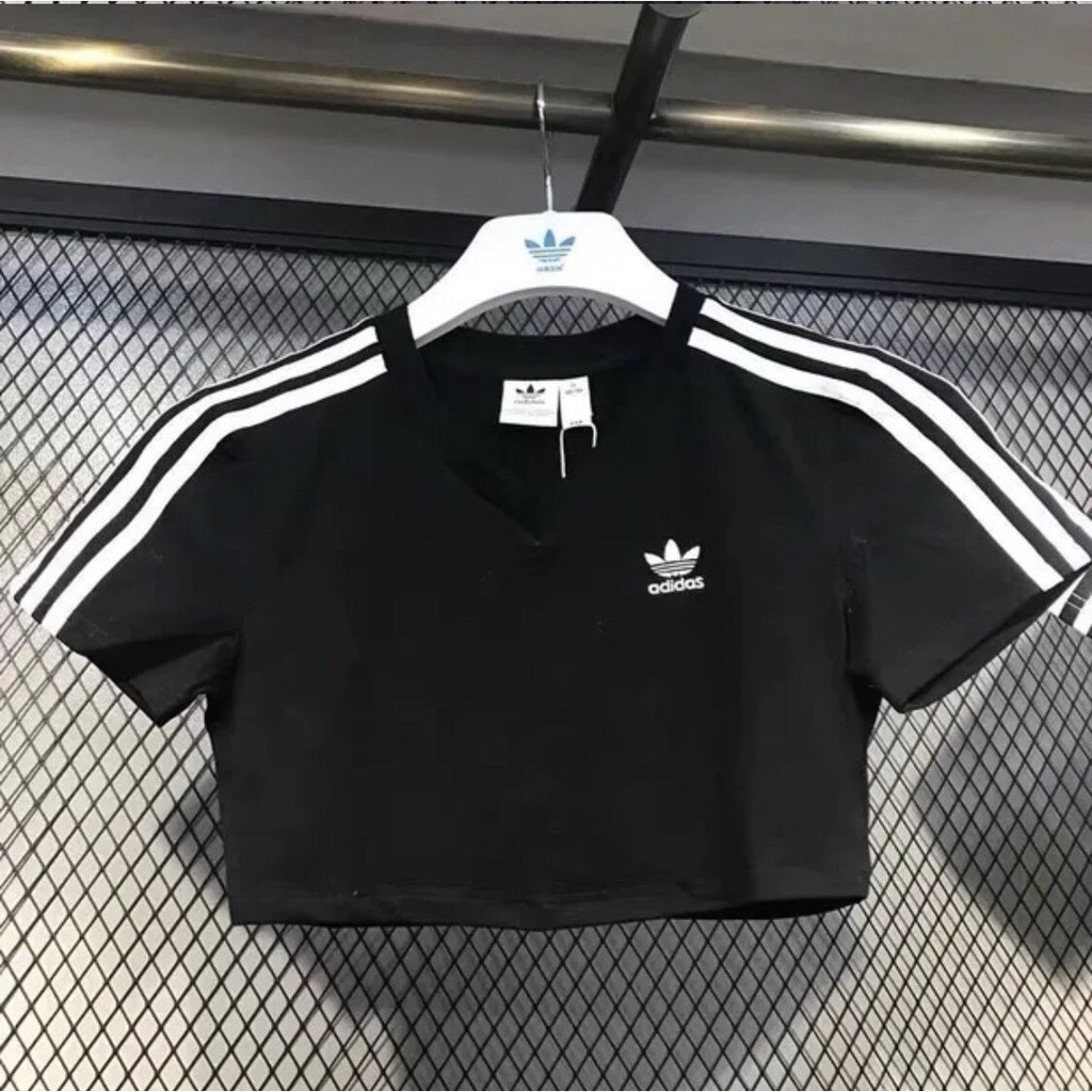 áo croptop sọc vai thêu xinh cá tính