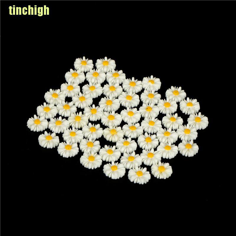 Bộ 50 Hoa Cúc Nhựa Trang Trí Thủ Công Xinh Xắn