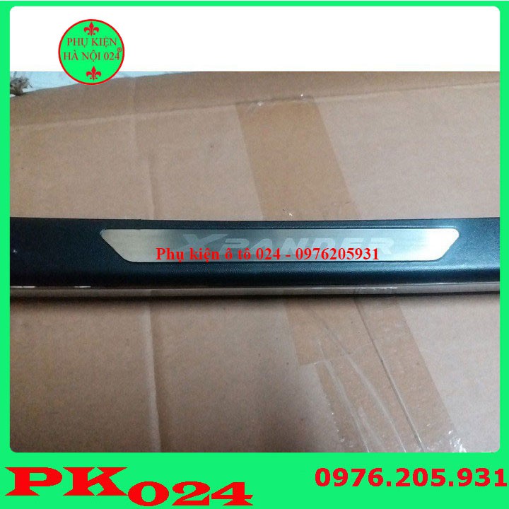 Ốp chống trầy cốp ngoài nhựa đen Xpander 2018-2020 hàng loại 1 dán cốp sau chống xước trang trí xe
