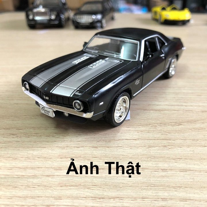 Mô Hình Xe Ô Tô Cổ Chevrolet Camaro 1969. Tỉ lệ 1:36 bằng hợp kim. Có bánh đà