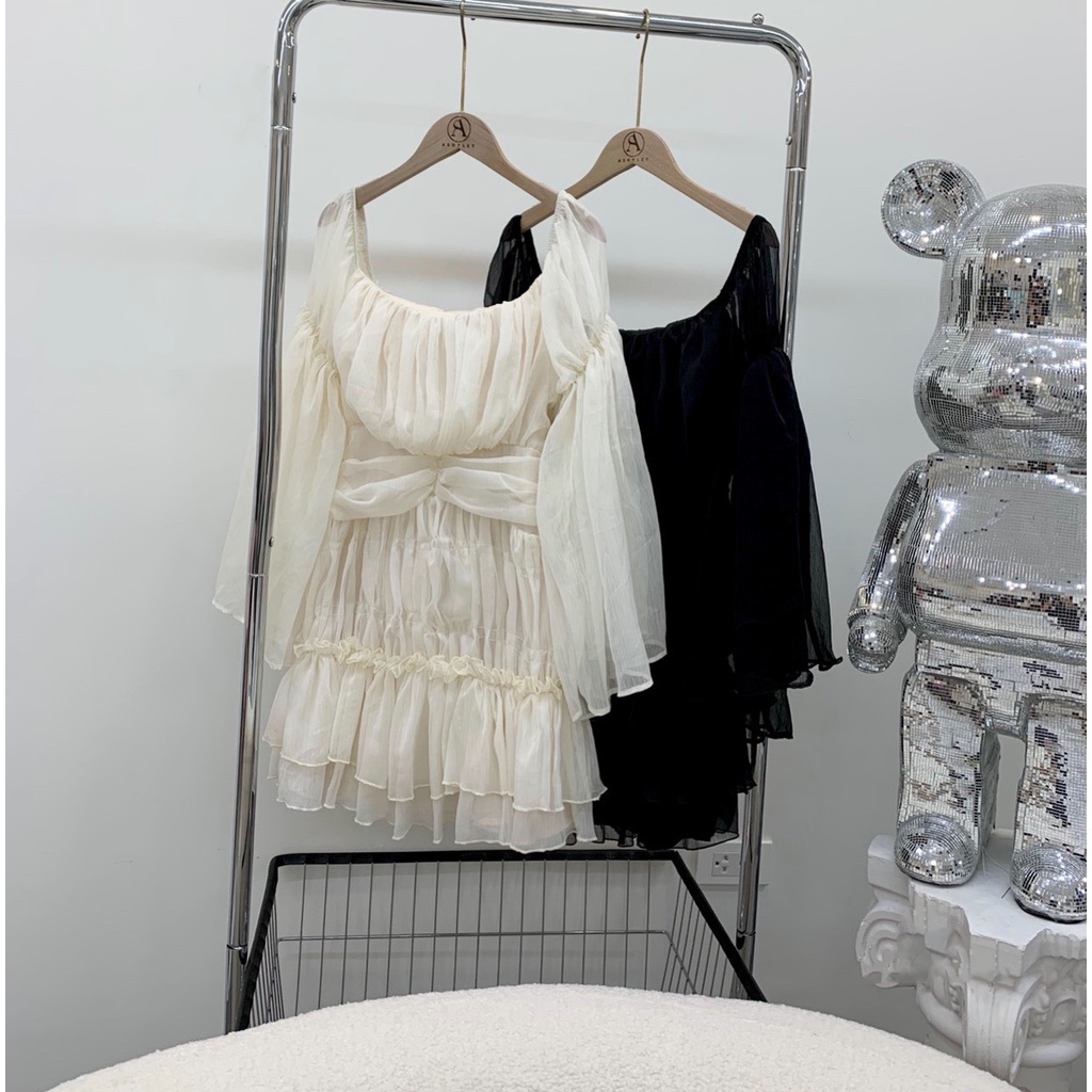 Váy trễ vai đuôi cá chất tơ Ashley