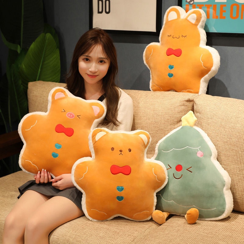 Gối Nhồi Bông Mềm Hình Cây Thông Giáng Sinh MINISO