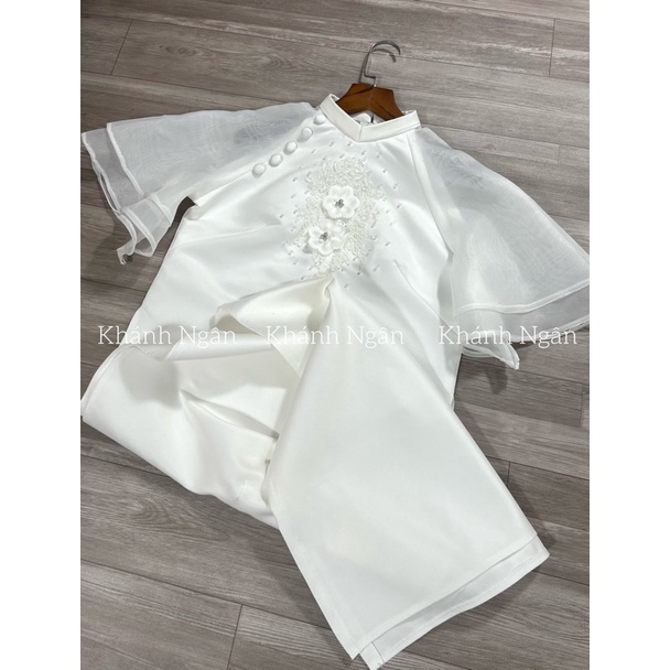 Áo dài cách tân 2 tà tay cánh tiên nhẹ nhàng