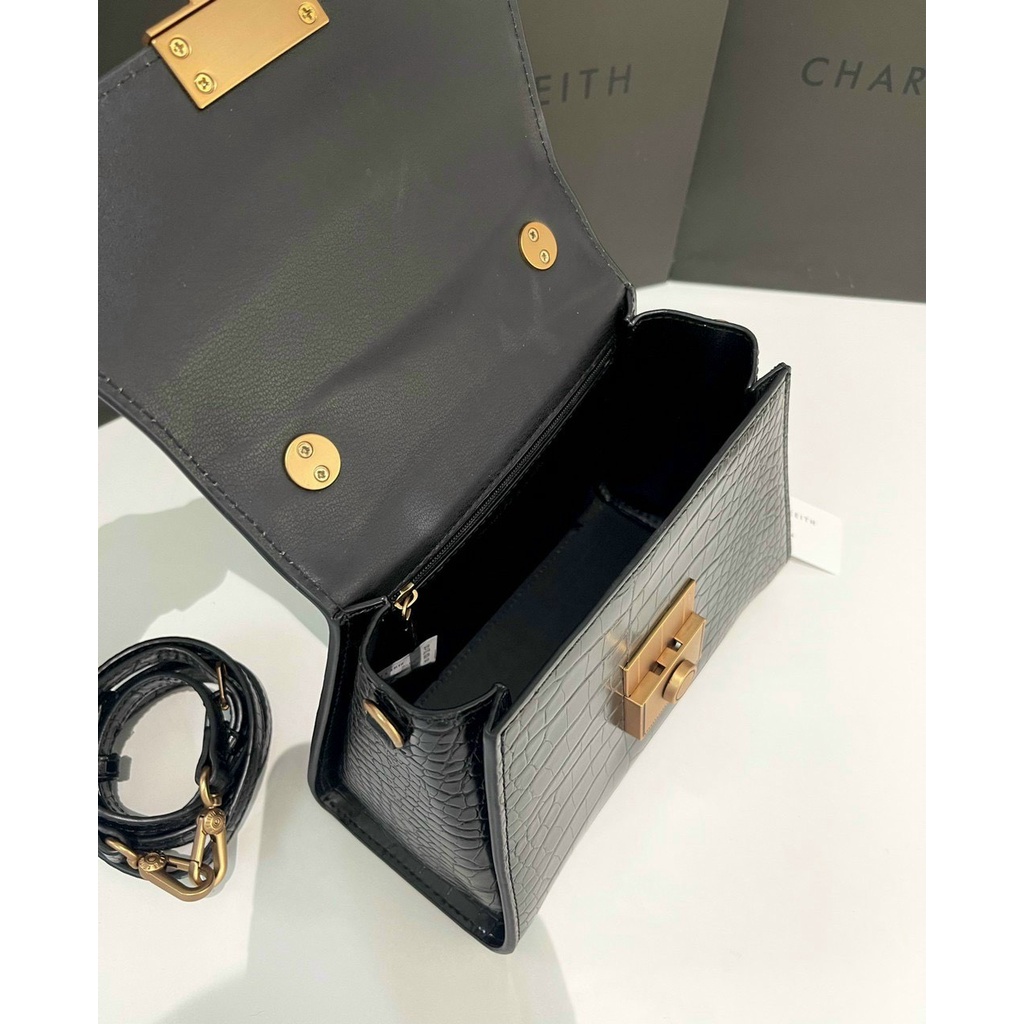 Túi xách nữ charles &amp; keith đeo chéo deo vai CROC-EFECT STRUCTURED chất da cao cấp sang trọng mẫu mới 2021