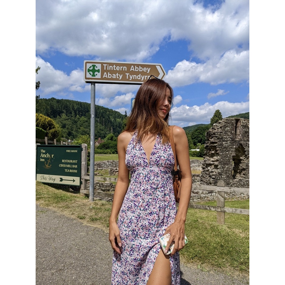 BEACH FEVER - Đầm maxi hoạ tiết hoa nhí tím hở lưng Katie