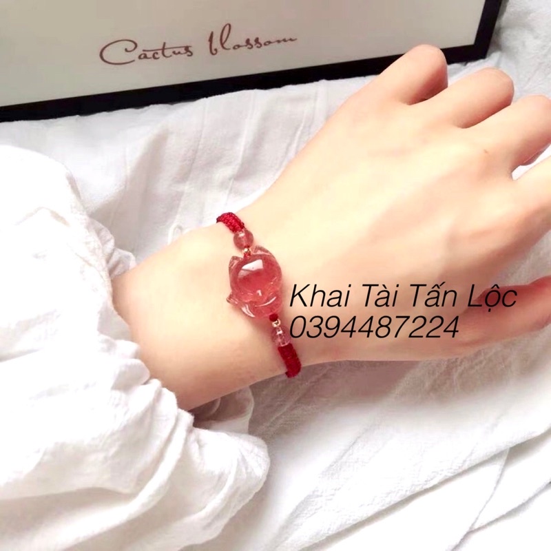 Vòng tay hồ ly chỉ đỏ đá t.anh dâu Tây tình duyên may mắn