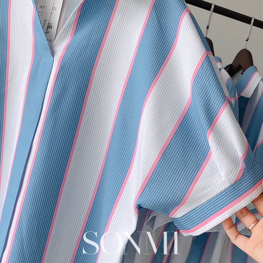 Áo Sơ Mi Nữ Form Rộng Tay Ngắn SONMI Hàn Quốc Thiết Kế Cao Cấp Kẻ Sọc Xanh Trắng JIANNA CAPRI