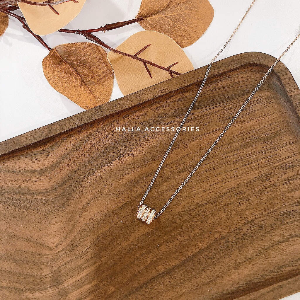 Dây chuyền Vòng cổ Choker TITAN màu Rose Gold  charm necklace mặt hình trụ đính đá HALLA DC107 DC109