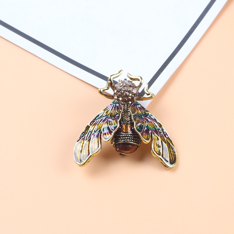 Ghim Cài Áo Hình Con Cua Đính Đá Sang Trọng