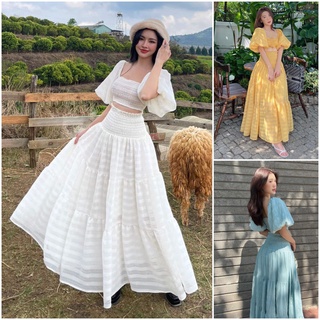 Set áo croptop tay phồng - chân váy maxi dài đi biển xinh xắn