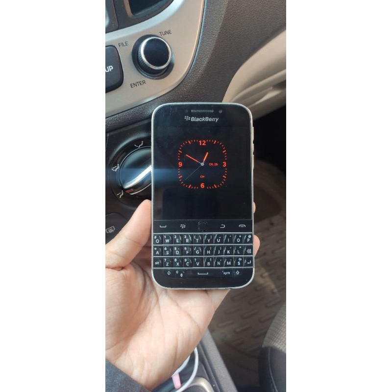 Điện thoại Blackberry Classic Q20