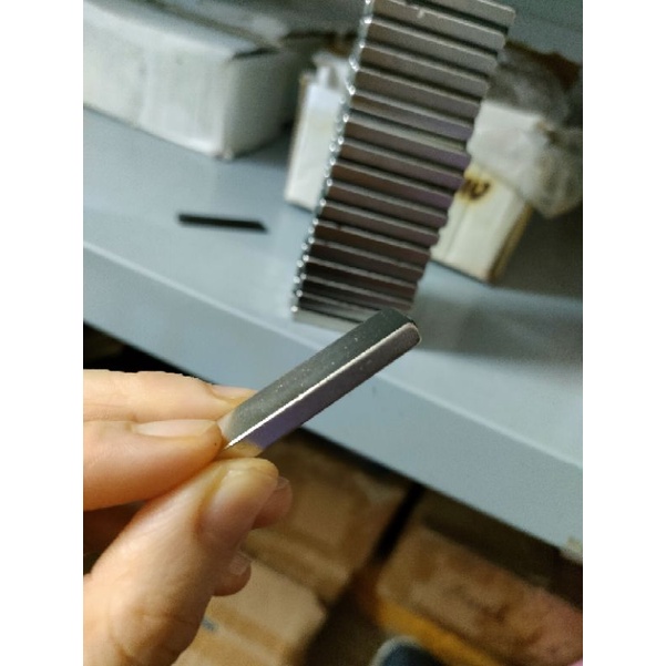 Nam châm 40*10*5mm hít siêu mạnh nam châm trắng hình chữ nhật