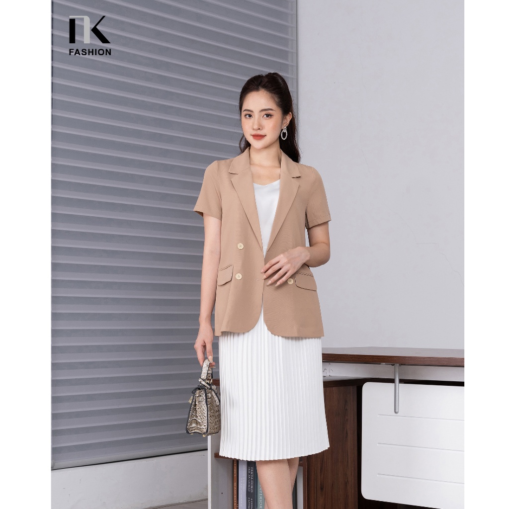 Áo Kí Giả Dáng Suông Tay Ngắn NK Fashion Thiết Kế Đứng Form, 4 Cúc Điệu Đà, Chất Liệu Nhập Hàn Thoáng Mát NKSM2205002