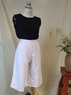 Quần Culottes Xếp Ly Cách Điệu