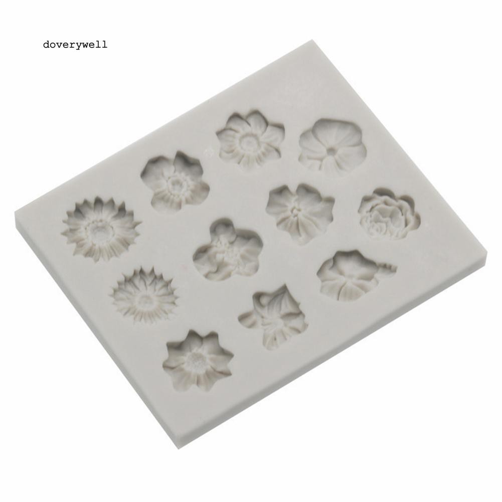Khuôn làm bánh in hình hoa 11 ngăn từ silicon tiện dụng