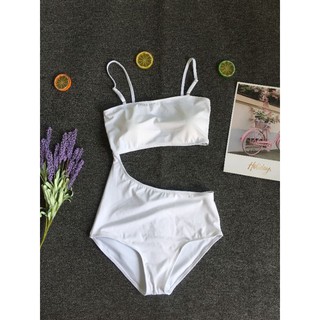 Bikini cổ yếm cut-out trắng tinh tế