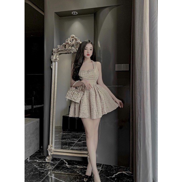 Váy xốp vân 2 dây cột nơ hở lưng
