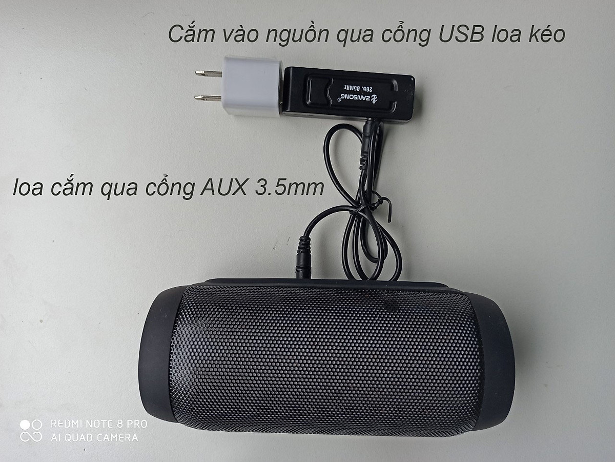 Bộ micro UHF dùng cho loa kéo , dàn âm thanh , hát karaoke V12 CHINH HANG giA RE mua cov