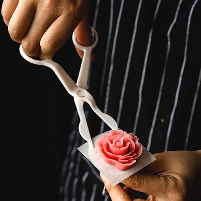 Kéo gắp bông kem nhựa