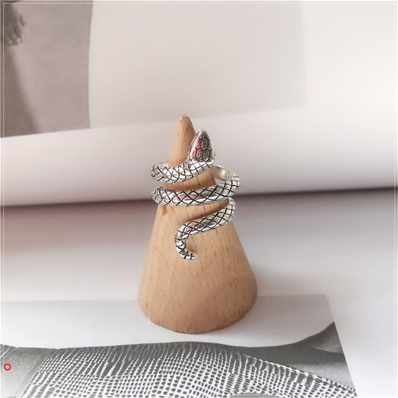 Nhẫn đeo tay hình rắn cá tính sành điệu cho nam và nữ