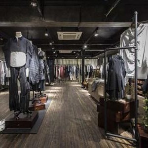 Quần áo nữ của Carus