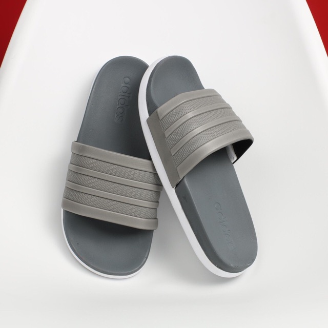 Dép quay ngang adidas